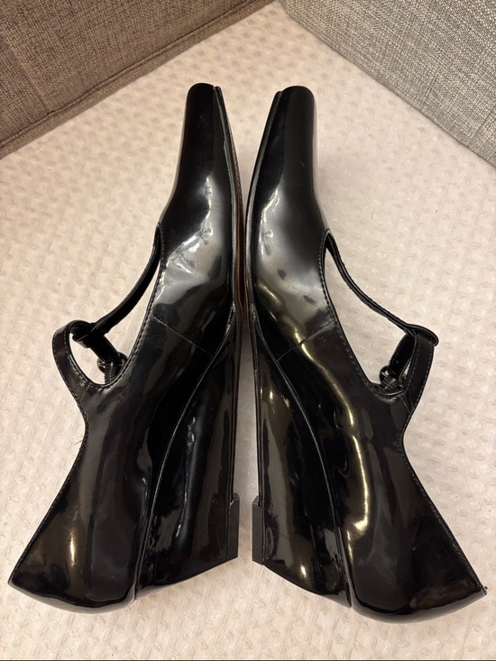 Naturalizer Beckon 8M Black Patent T-Strap Mary Jane Wedge Heels Pumps Classic - Picture 10 of 13